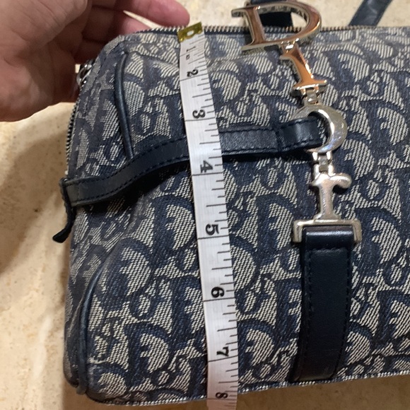 ***Sold****Christian Dior shoulder blue bag, some discoloration on top of zipper - Picture 12 of 12